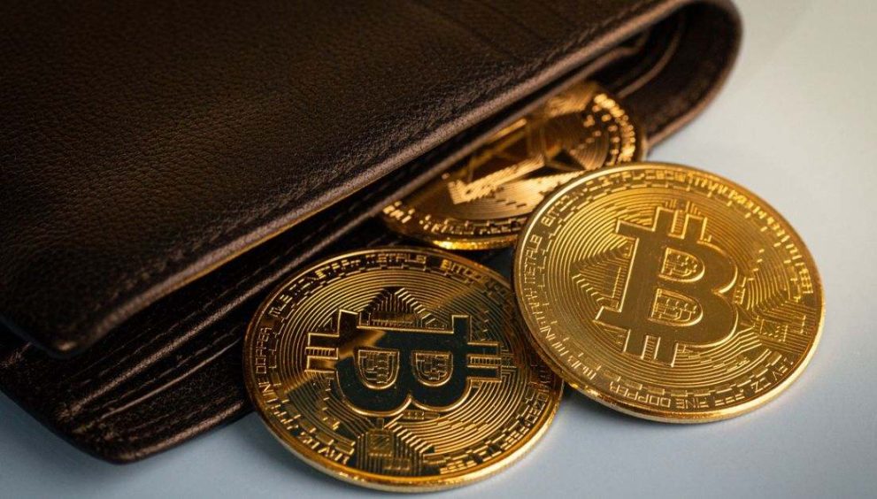 Découvrez comment ouvrir un compte en bitcoin facilement et sécuriser vos crypto-monnaies. Guide complet pour choisir, créer et gérer votre portefeuille bitcoin.