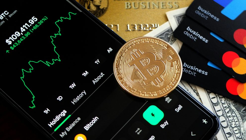 Pourquoi le Bitcoin augmente : les vraies raisons derrière la hausse du BTC